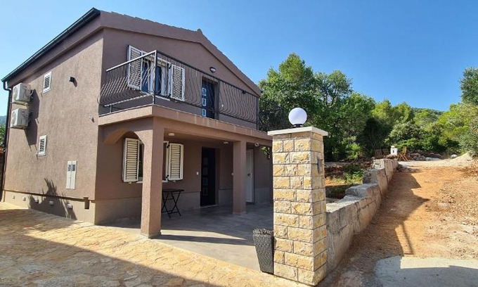Stari Grad Apartamento | Apartments Hvaranin