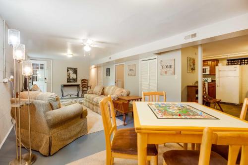 Lexington Apartamento | Lexington Apt Rental Near VA Military Institute!
