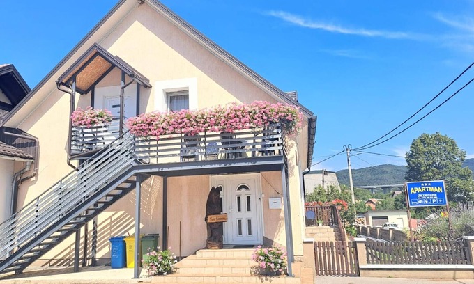 Brinje Apartamento | Apartments Jezerane - Studio Apartment