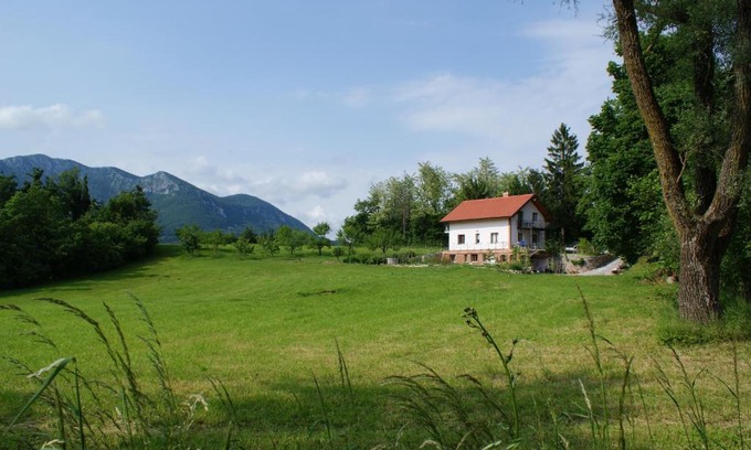 Predjama Apartamento | Apartments Leni