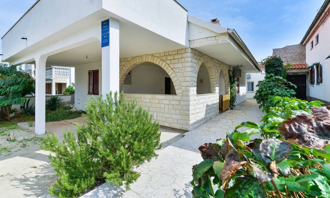 Vir Apartamento | Apartments Salitrezic