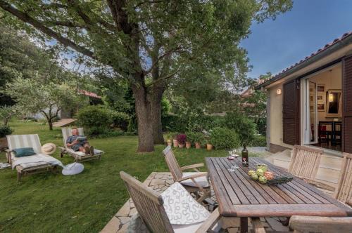 Pjescana Uvala Apartamento | Apartments Lodra