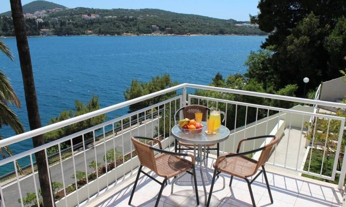 Lozica Apartamento | Apartments Lozica - Estudio estándar con terraza y vistas al mar
