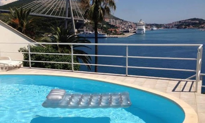 Lozica Apartamento | Apartamentos Lozica - Estudio con terraza y vistas al mar