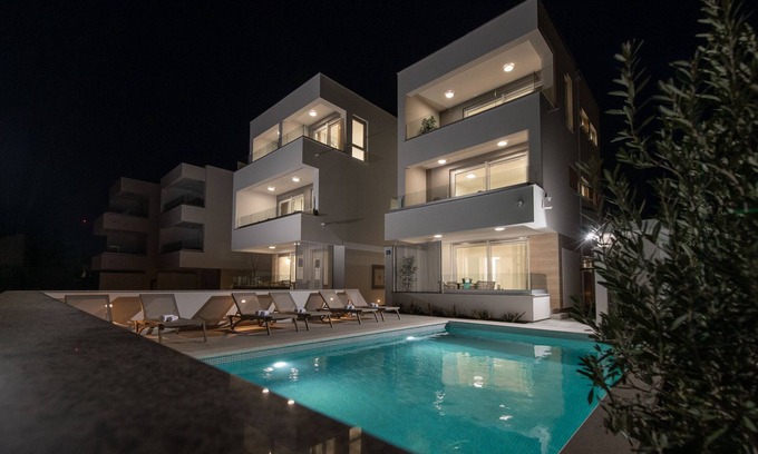 Zrce Apartamento | Apartments Mare B with pool