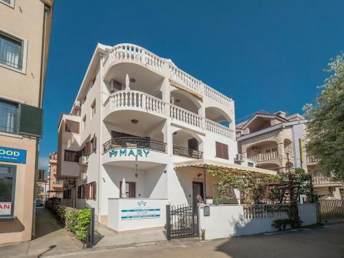 Maini Casa | Apartments Mary