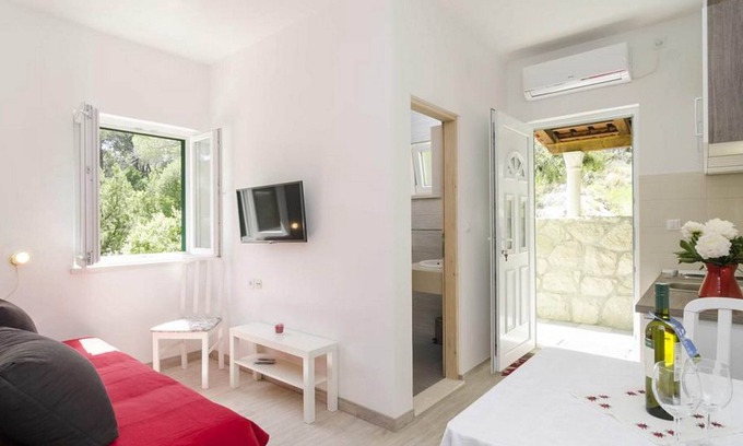 Kobas Apartamento | Apartments Matuško Mljet - One Bedroom Apartment with Balcony and Sea View
