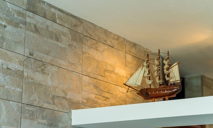 Krucica Apartamento | Apartments Melany - One Bedroom Apartment with Shared Terrace and Sea View