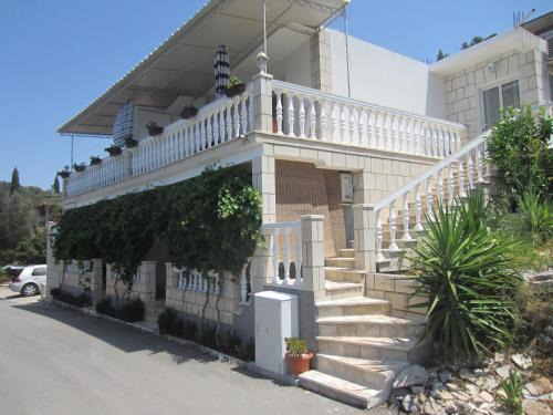Brna Apartamento | Apartments Morgen