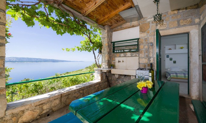 Murvica Apartamento | Apartments Nada (97951-A1) - Bol - island Brac