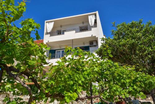 Igrane Apartamento | Apartments Nina & Mili