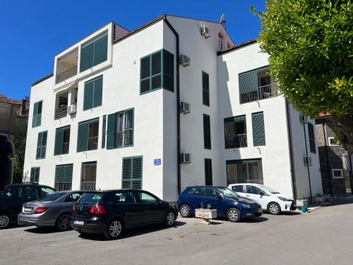 Tomicici Apartamento | Apartments Nirgilija