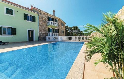 Banj Apartamento | Apartments Old grandfather's house