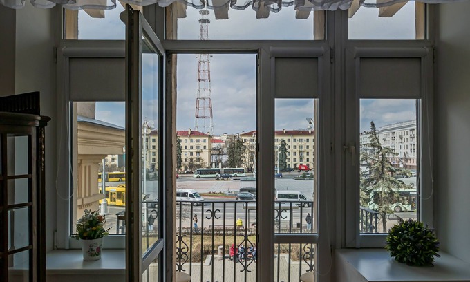 Zakharova-Pulikhova Apartamento | Apartments on Pobediteley Avenue