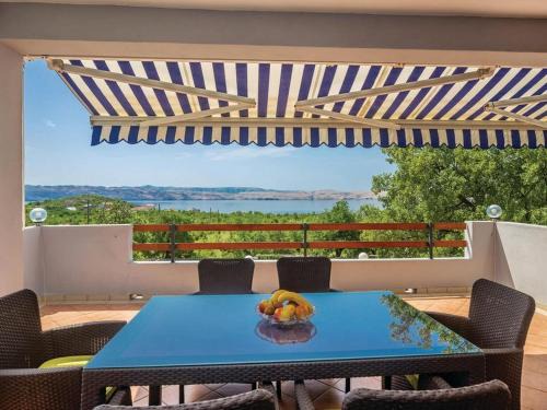Cesarica Apartamento | Apartments Paola - Two Bedroom Apartment with Terrace and Sea view