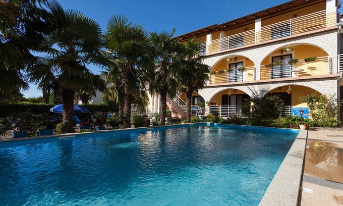 Rovinjsko Selo Casa | Apartments Paradis