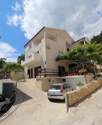 Ruskamen Apartamento | Apartments PIVAC - Lokva Rogoznica