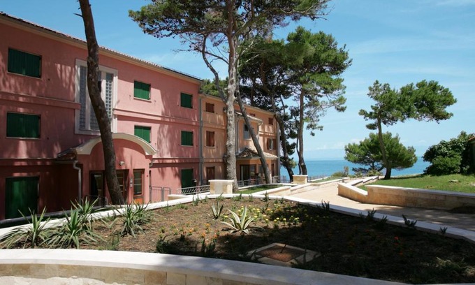 Veli Losinj Apartamento | Apartments Punta