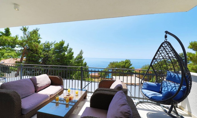 Sveta Nedjelja Apartamento | Apartments Redstone Luxury Apartments