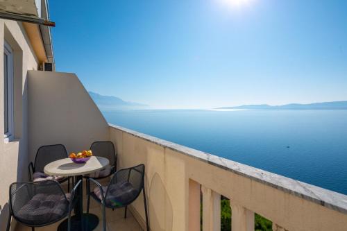 Marusici Apartamento | Apartments & Restaurant Galeb