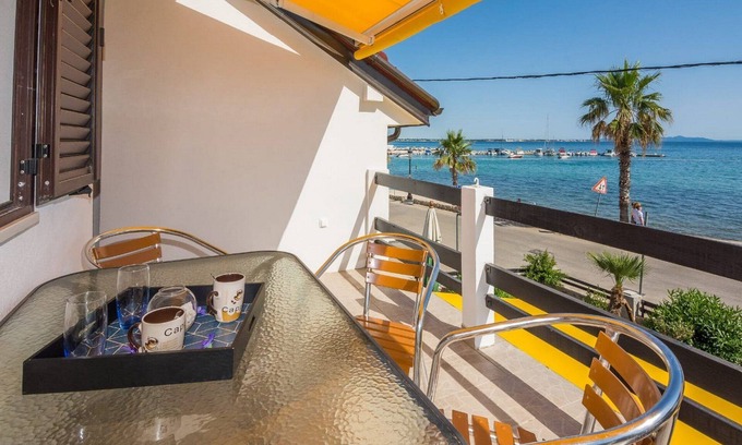Vir Apartamento | Apartments Sea Eyes