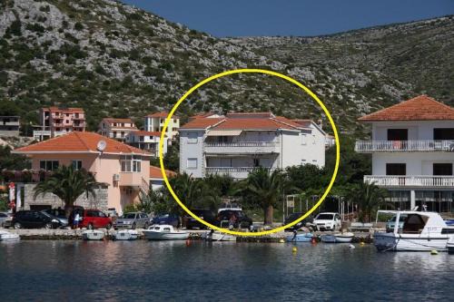 Seget Vranjica Apartamento | Apartments Vesna