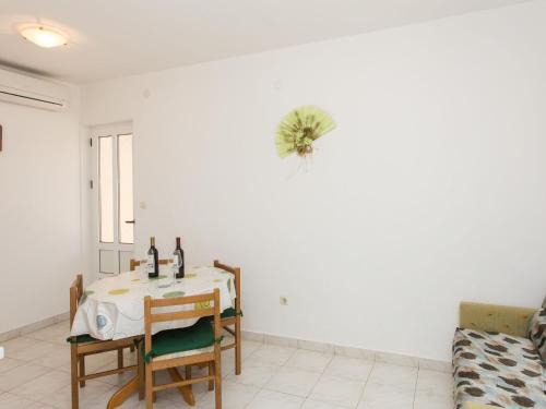 Orebic Apartamento | Apartments Villa Dinga - Borak - Comfort One Bedroom Apartment with Balcony and Sea View No 4