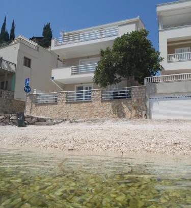 Duboka Apartamento | Apartments Villa Plava