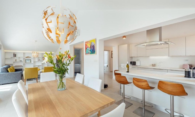 Denovici Apartamento | Apartments Villa Swissmonte