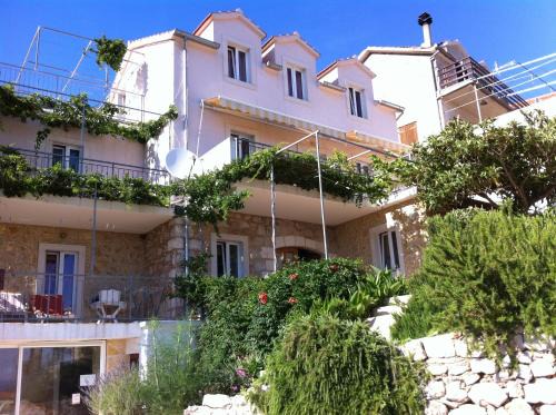 Ivan Dolac Apartamento | Apartments with a parking space Ivan Dolac, Hvar - 15483