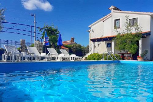 Zbandaj Apartamento | Apartments with a swimming pool Zbandaj, Porec - 14154
