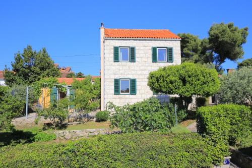 Splitska Apartamento | Apartments with parking space Splitska, Brac - 17023