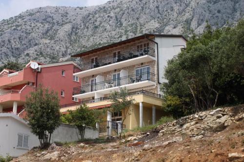 Zivogosce Apartamento | Apartments with parking space Zivogosce - Porat, Makarska - 6700