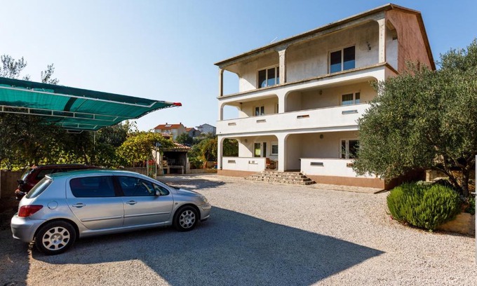 Kornic Apartamento | Apartments with parking space Kornic, Krk - 5306