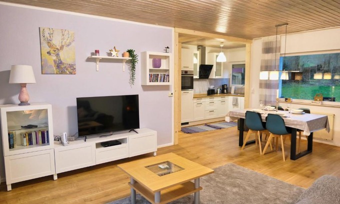 Erflinghausen Casa | Apfelhaus beim Hennesee