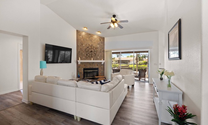 Apollo Beach Casa | Apollo Beach Waterfront 4BR+Dock+Near Tampa