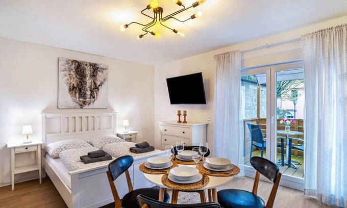 Oberderdingen Apartamento | Aposto Apartamento 1 con terraza privada y Wi-Fi