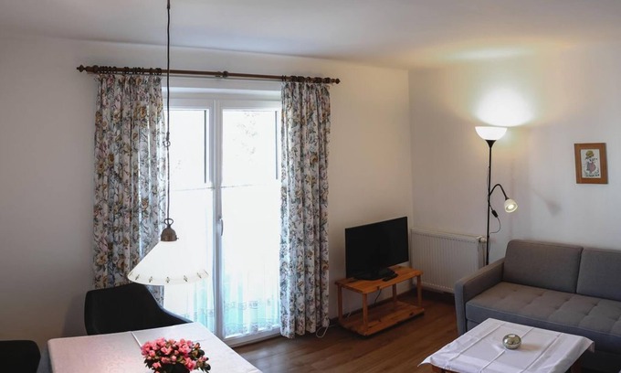 Faistenau Cama Y Desayuno | App. 1 - Apartamentos Alpenblick