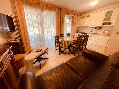 Jesolo Apartamento | App4rent Family Apartment 3 camere, 2 bagni, Wi-Fi, animali ammessi