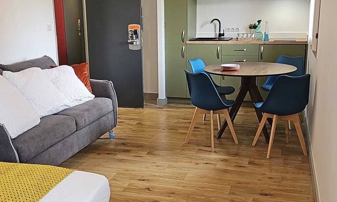 Saint-Germain-les-Corbeil Apartamento | Appart Hotel 220 Jungle
