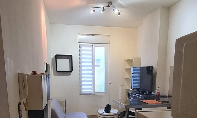 Le Bourg Apartamento | Apparemment a 2mn du Centre Ville , Proche de la Gare 10mn à Pied