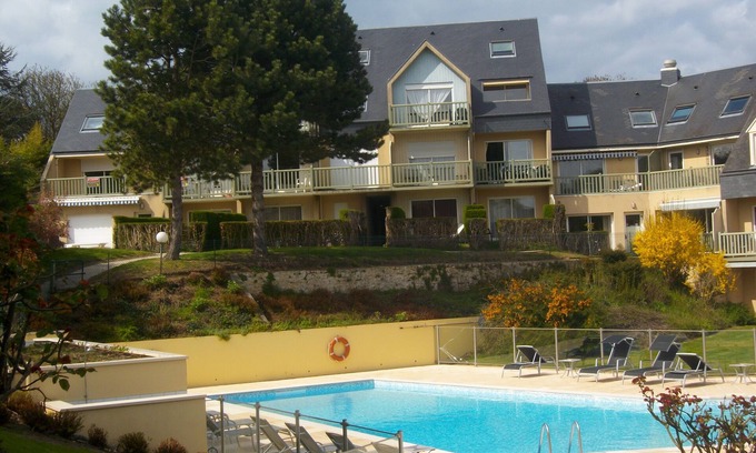 Port-en-Bessin-Huppain Apartamento | Appart 4 pers. piscina, gimnasio