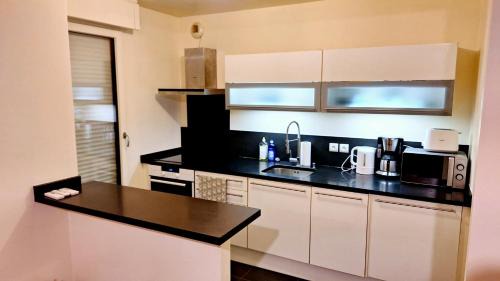 Saint-Fargeau Apartamento | Appart cosy tout confort Metro 11 avec parking