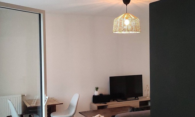 Bron Apartamento | Appart de 45 m² Avec Jardin Dans une Résidence Neuve