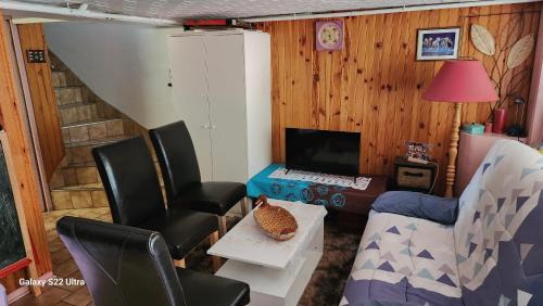 Mons-en-Baroeul Apartamento | Appart en sous-sol avec jardin