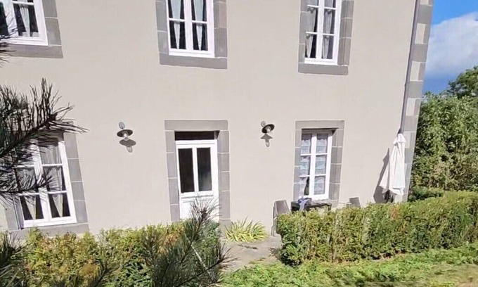 Valbeleix Apartamento | Appartement en Rez-de-chaussée à la Montagne, Terrasse Privative