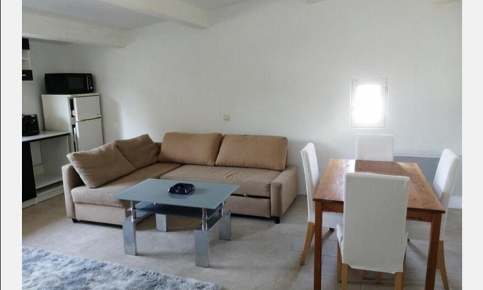 Cuers Apartamento | appart hôtel avec jardin