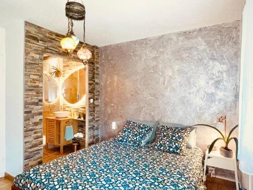 Le Blanc-Mesnil Casa | Appart Lumineux avec Jardin et Jacuzzi - Chambre Parentale - Full AC - Proche - CDG - Stade de France - Parc des Expositions