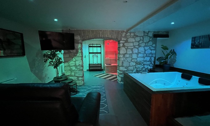 Hincmar Apartamento | Apartamento-Suite-Bañera de hidromasaje