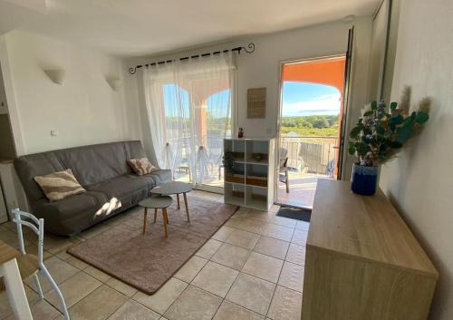 Beziers Apartamento | Appart T2 Golf St Thomas très fonctionnel Piscine Parking